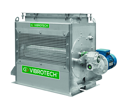 Iron removal machine for raw materials