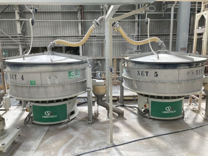 SLURRY SIEVING WITH 2 VBM 2000